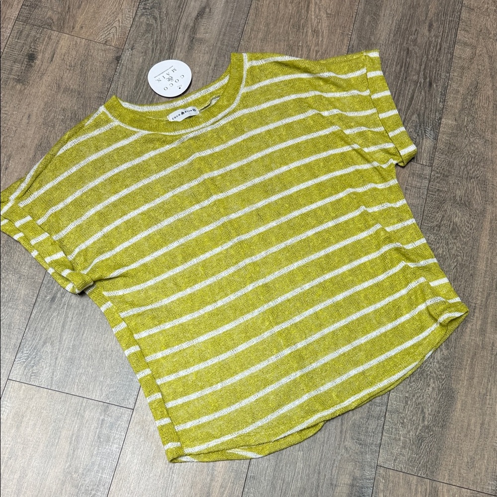NWT Lightweight Striped Short-Sleeve Crew Sweater Tee in Chartreuse and White
